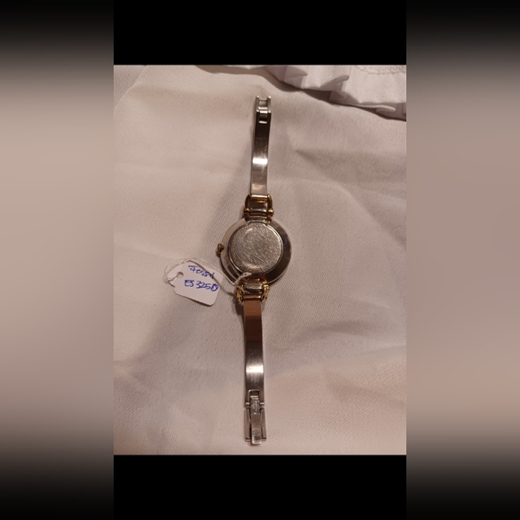 FOSSIL ES 3250 GOLD/SILVER BRACELET WATCH WITH CRYSTALS - Picture 6 of 8